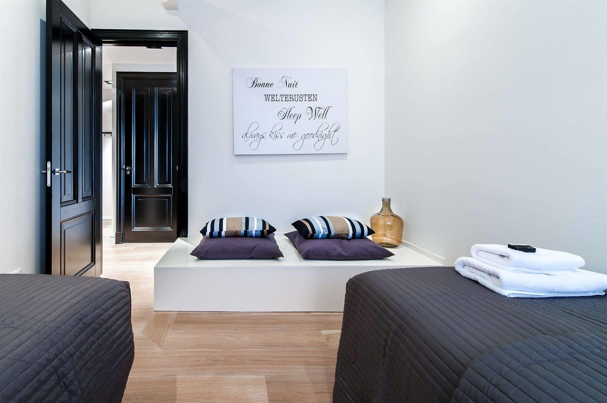 Short Stay Group Tropen Serviced Apartments Amsterdam Extérieur photo