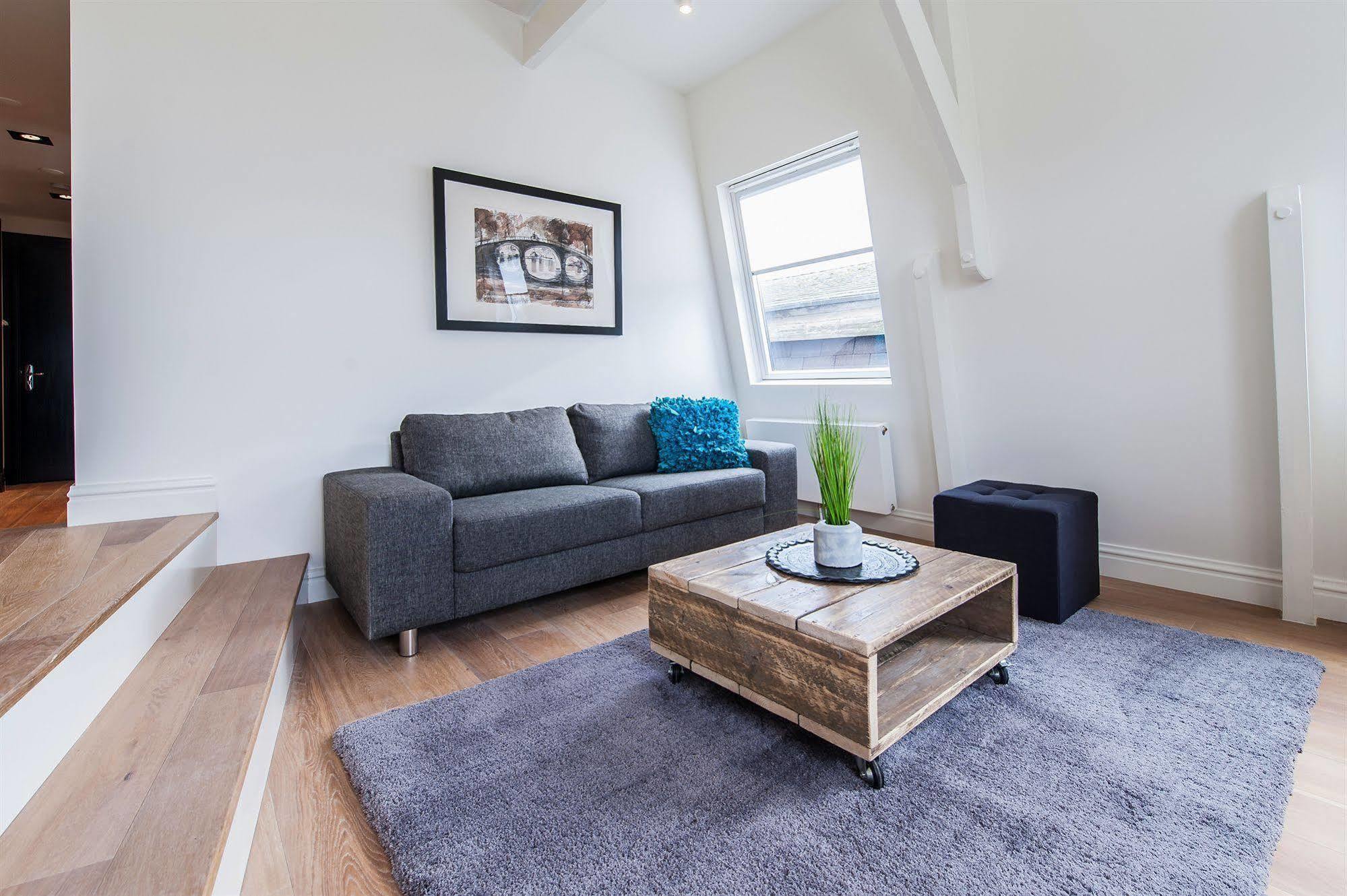 Short Stay Group Tropen Serviced Apartments Amsterdam Extérieur photo