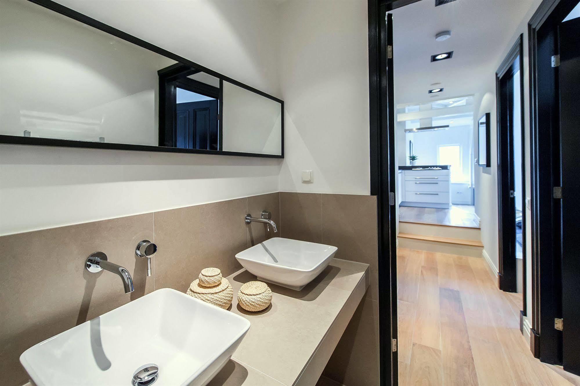 Short Stay Group Tropen Serviced Apartments Amsterdam Extérieur photo